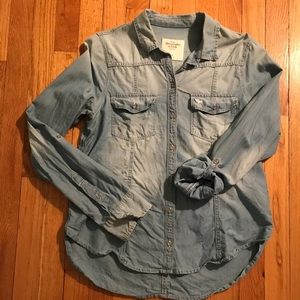 Abercrombie and Fitch denim button down top